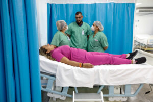 Cerca de 100 profissionais são treinados para atuação no novo modelo Fast Track do HPS Platão Araújo