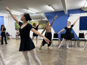 Alunos do Liceu Claudio Santoro apresentam ‘Uma História Mágica’ em sessões gratuitas no Teatro Amazonas