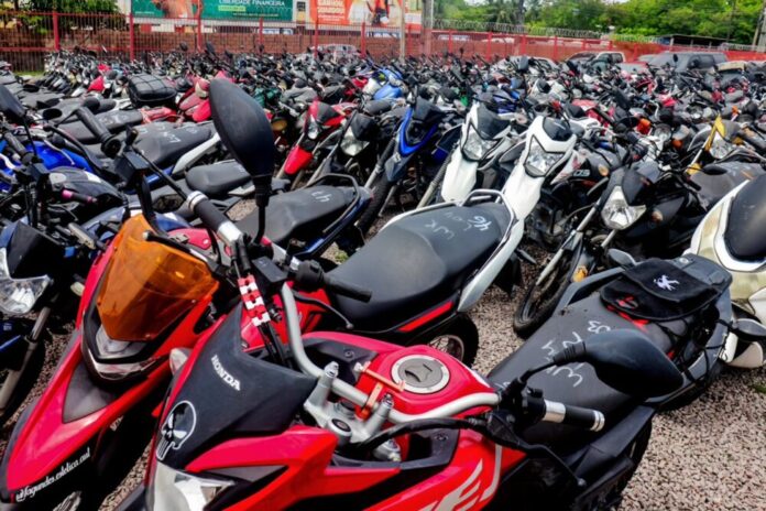 Detran AM Visitação Leilão Créditos Divulgação Detran AM Detran AM Visitação Leilão Créditos Divulgação Detran AM