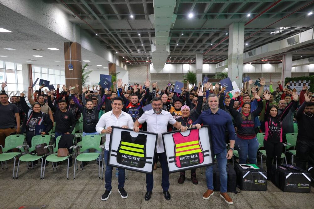 Entrega Kits de Segurança Foto Diego Peres Secom