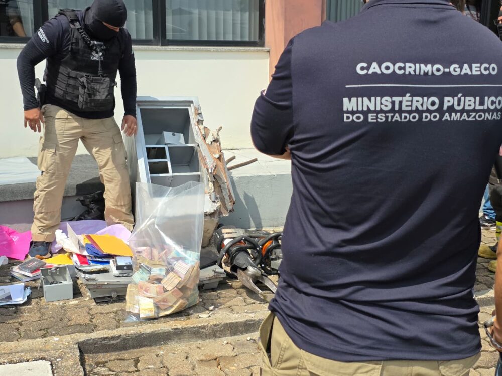 Imagem do WhatsApp de à(s) a Imagem do WhatsApp de à(s) a