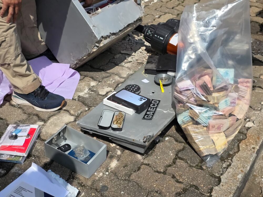 Imagem do WhatsApp de à(s) eccdcc Imagem do WhatsApp de à(s) eccdcc