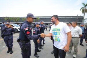 Operação Natal contará com apoio de 500 alunos-soldados da PM, anuncia Wilson Lima