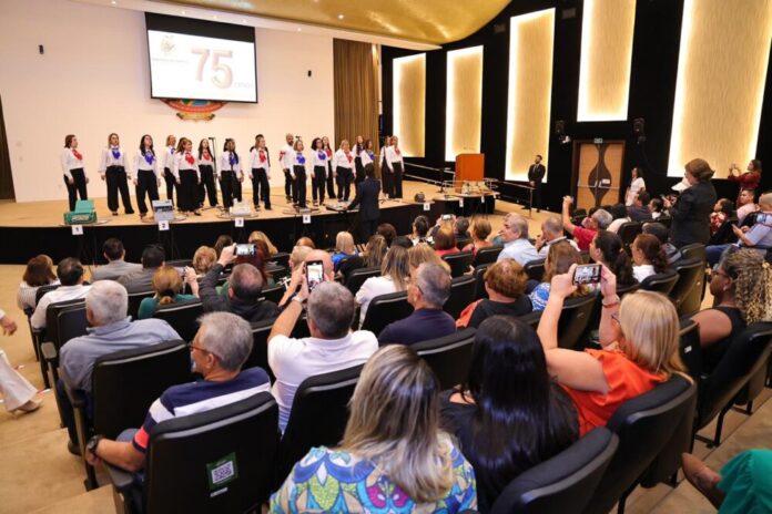 WhatsApp Image at ()