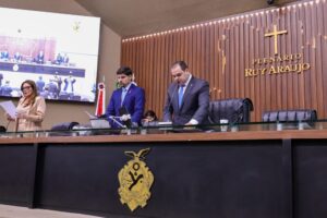Sob liderança do presidente Roberto Cidade, Aleam aprova IPVA 50% mais barato no Amazonas a partir de 2026