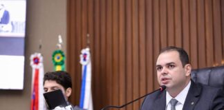 Presidente Roberto Cidade reforça compromisso com a dignidade menstrual e celebra avanço de políticas públicas sobre o tema