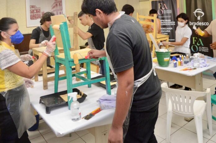 606ad6b9-750b-41b3-92b8-83ea04fe1122