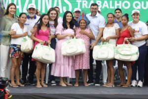 Em Maués, governador Wilson Lima destina investimentos para os setores primário e social