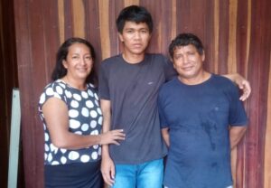 Adolescente passa a ter duas mães no registro civil após decisão judicial em Itapiranga