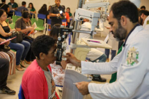 Wilson Lima lança mutirão que fará 12,5 mil consultas oftalmológicas e entregará óculos gratuitos