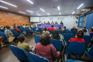 Governo do Amazonas e famílias do Monte Horebe fecham acordo sobre soluções de moradia definitivas