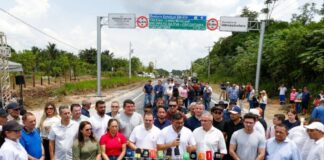 Wilson Lima entrega obra que transforma a principal rodovia estadual do Amazonas