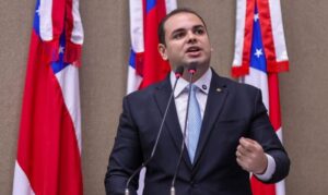 Presidente Roberto Cidade destaca importância da recuperação de trecho da AM-010 para a logística do Médio Amazonas