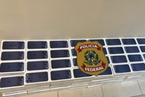 Carga com 1.500 celulares, notebooks e medicamentos é interceptada durante abordagem na BR-174