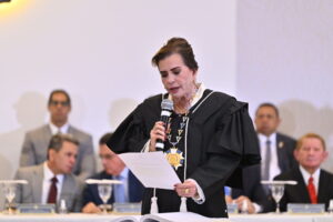 Presidente do TCE-AM anuncia projetos que marcarão o biênio 2026–2027 durante cerimônia de posse