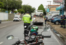 Operação Trânsito Seguro remove oito veículos e aplica 41 autuações em Manaus