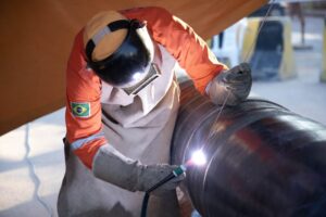 Obras do gasoduto Norte-Leste serão retomadas em janeiro após pausa programada