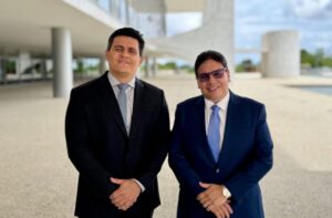 Direção do Detran Amazonas participa do lançamento da CNH do Brasil; confira as novas regras