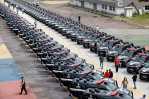 Polícia Civil recebe 132 viaturas com tecnologia do Sistema Paredão para reforçar investigações