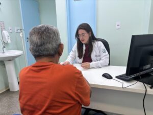 Fcecon alerta pacientes oncológicos sobre cuidados com a alimentação nas festas de fim de ano