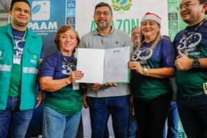 Wilson Lima sanciona data-base dos servidores do Ipaam e anuncia concurso com 140 vagas