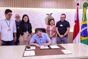 Presidente Roberto Cidade alerta para os horários e locais das provas do concurso público da Aleam, que acontece neste domingo, 14/12