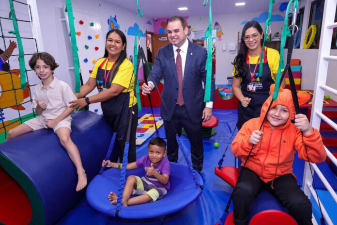 Avanços sociais marcam a atuação do deputado Roberto Cidade na presidência da Assembleia Legislativa