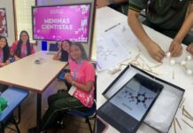 Alunas do Marcantonio Vilaça desenvolvem projeto sobre hormônios femininos com impressão 3D