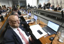 CCJ do Senado aprova PL da Dosimetria e plenário pode votar ainda hoje, com redução de penas para golpistas, incluindo Bolsonaro
