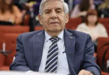 Moraes estende prazo para a PF entregar perícia médica do general Augusto Heleno, com decisão sobre prisão domiciliar ainda em aberto