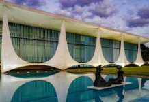 PF solicita autorização ao STF para interrogar Bolsonaro sobre documentos encontrados nos cofres do Palácio da Alvorada