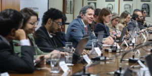 Reformas econômicas a partir de 2027: Haddad defende preservação do arcabouço fiscal e ajuste de parâmetros