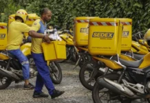 Tesouro aprova empréstimo de até 12 bilhões de reais aos Correios com prazo de 15 anos, carência de 3 e juros de 115% do CDI