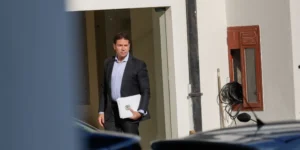 Ministério da Justiça encaminha ao Itamaraty pedido de extradição de Ramagem; ex-diretor da ABIN vive nos EUA e Câmara cassou seu mandato