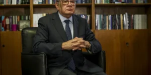 Mendes diz não ser contra código de conduta, mas defende debate interno no STF sobre ética, eventos e impedimentos