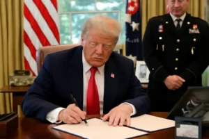 Trump assina decreto que define fentanil como ‘arma de destruição em massa’ e amplia poderes contra o tráfico