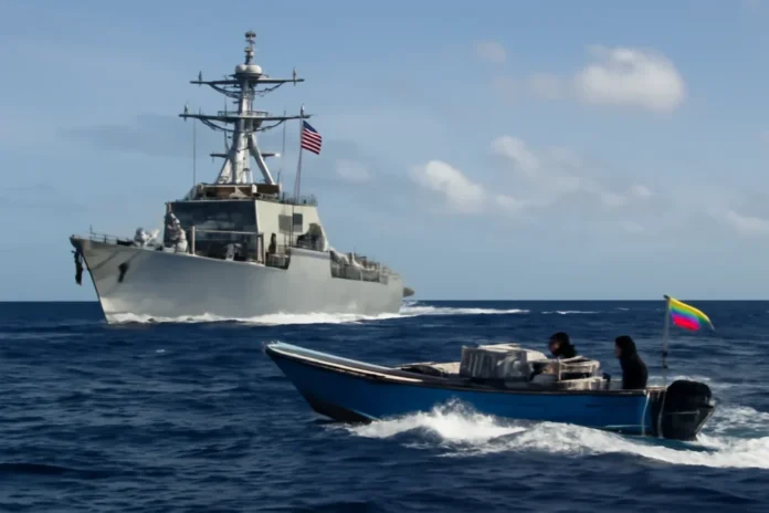 Nova ofensiva dos EUA no Pacífico mira barcos ligados a tráfico de drogas e amplia pressão sobre a Venezuela
