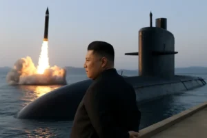 Coreia do Norte testa míssil e Kim Jong Un exibe submarino nuclear de 8.700 toneladas, em nova demonstração de poder naval
