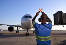 Turismo internacional injeta quase US$ 8 bilhões na economia brasileira em 2025