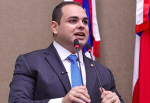 Projeto de Roberto Cidade cria protocolo integrado para reduzir impactos das cheias e vazantes no Amazonas