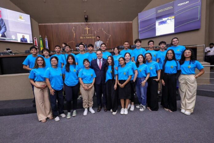 Lei de Roberto Cidade cria marco legal para estimular empreendedorismo digital entre jovens amazonenses