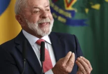 Lula reforça que democracia exige vigilância constante e critica PL que anistia golpistas