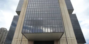 Mercado Financeiro Ajusta para Baixo Projeção de Inflação em 2026 para 4,02%