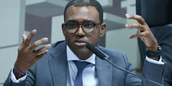 Diretor do BC Nega Recomendação de Compra de Créditos Fraudados para o BRB e Oferece Dados ao MPF