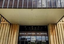 Polícia Federal Investiga Suposta Campanha Paga Contra o Banco Central Após Liquidação do Master