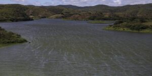 Rio São Francisco Ultrapassa Cota de Alerta e Gera Preocupação em Cidades Ribeirinhas