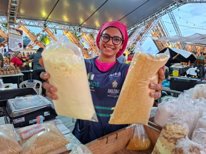 Feira de Produtos Regionais_Foto Ruth Jucá02 (1)