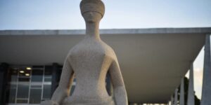 STF retoma atividades em 2026 com pautas polêmicas sobre redes sociais de juízes e liberdade de expressão