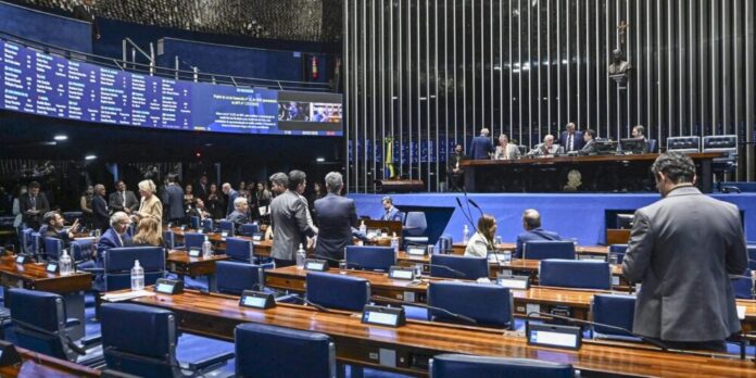 Gás do Povo: Senado aprova MP que garante botijão gratuito para famílias de baixa renda