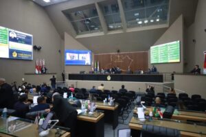 Aleam analisa 41 projetos de lei focados em meio ambiente, saúde e segurança alimentar